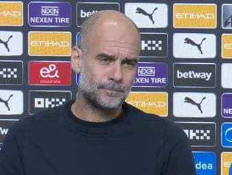 Pep Guardiola spricht in der Pressekonferenz über das Team von Mikel Arteta und sagt, sie seien aktuell das beste Team der Welt.
