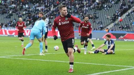 Tore am Fließband: Hannovers Benjamin Källman 