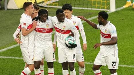 Der VfB Stuttgart gewinnt in Augsburg 4:1