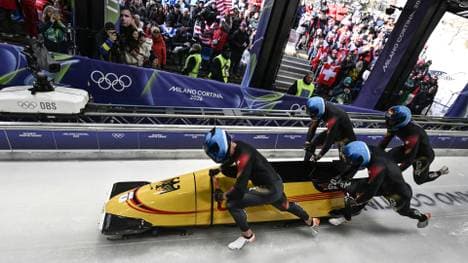 Johannes Lochner dominiert im Viererbob