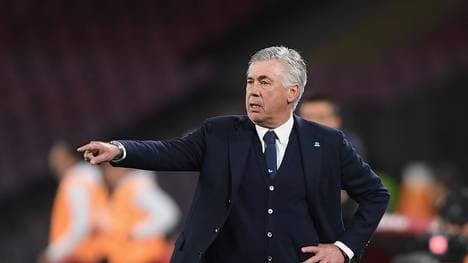 SSC Napoli v Genoa CFC - Serie A