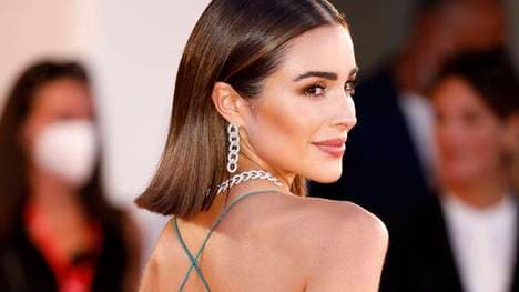 Olivia Culpo wird von einer Fluggesellschaft am Flughafen aufgehalten 