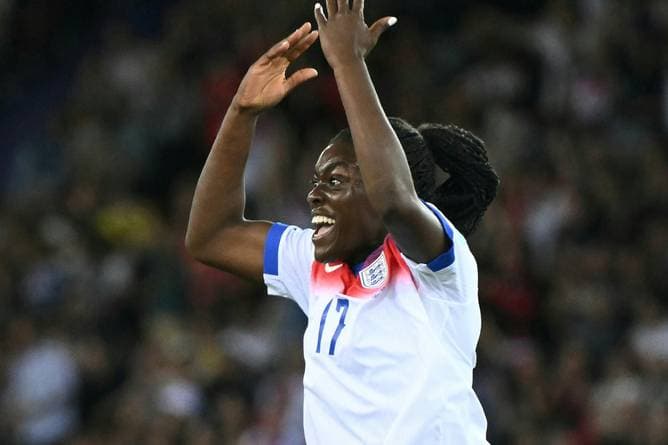 EM-Heldin bleibt in Brighton