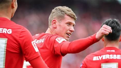 Jubelt die SVE (im Bild: Elias Baum) auch im Elversberg Braunschweig Tipp?