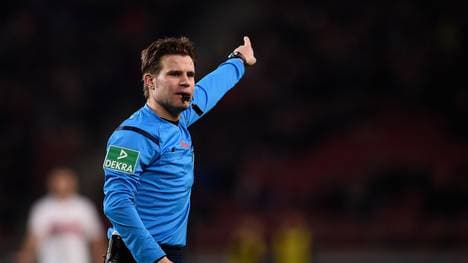 Felix Brych pfeift schon seit 2007 auf internationalem Parkett