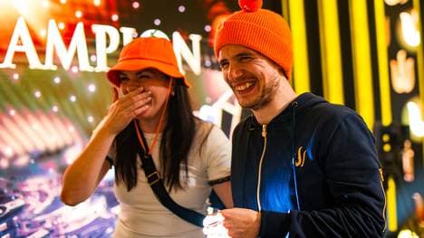 Roman Hrabec feiert mit Freundin Monica Zukowicz