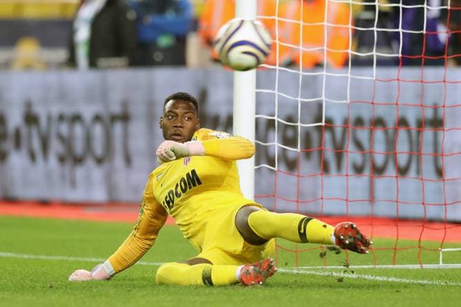 Monaco-Torwart entscheidet Elfer-Krimi