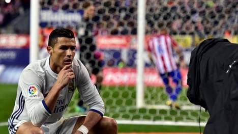 TOPSHOT-FBL-ESP-LIGA-ATLETICO-REALMADRID