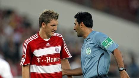 Bastian Schweinsteiger (l.) schrieb Babak Rafati nach dessen Suizidversuch eine persönliche Nachricht