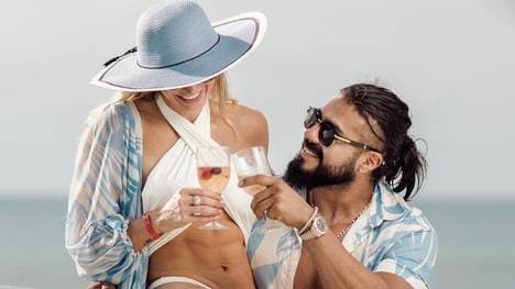 Charlotte Flair ist mit Andrade El Idolo verlobt