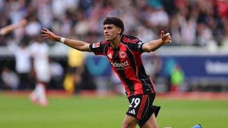 Ayoube Amaimouni-Echghouyab und Eintracht Frankfurt können über die Finalpaarung jubeln