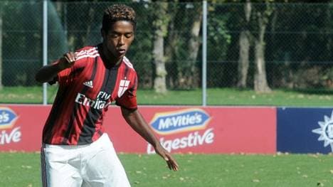 Seid Visin im Trikot des AC Mailand