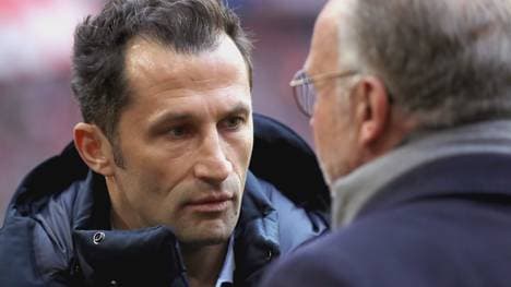 Hasan Salihamidzic (l.) ist der Sportdierektor des FC Bayern München