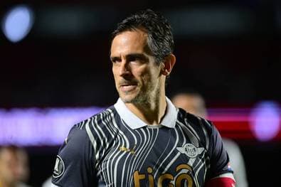 Mit 44! Ex-Kultstar des FC Bayern rockt noch immer