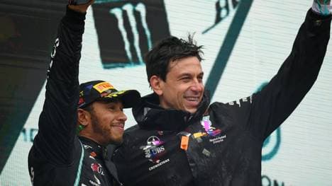 Mercedes will mit Weltmeister Hamilton verlängern