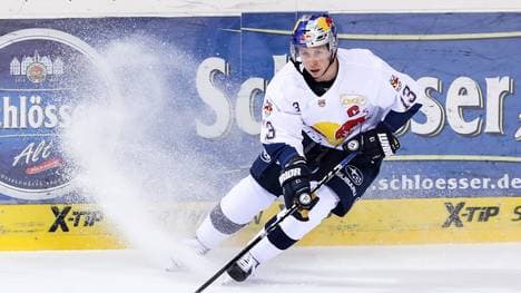 Kapitän Michael Wolf erzielt das zweite Tor für die Münchner