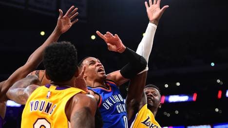 Oklahoma City Thunder v Los Angeles Lakers