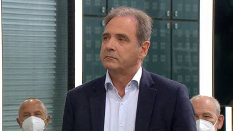 Hertha-Boss Carsten Schmidt war nach der Niederlage in München bedient