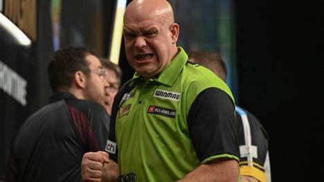 Michael van Gerwen peilt in seinem Premier-League-Heimspiel in Rotterdam den Tagessieg an