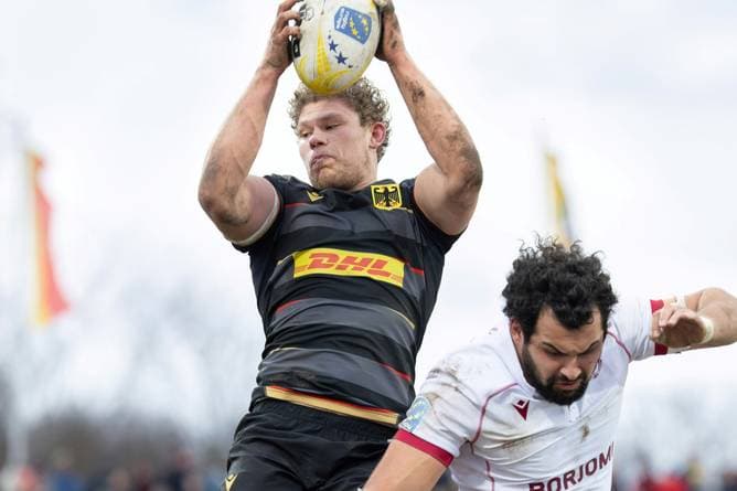 Deutsche Rugby-Hünen auf WM-Mission