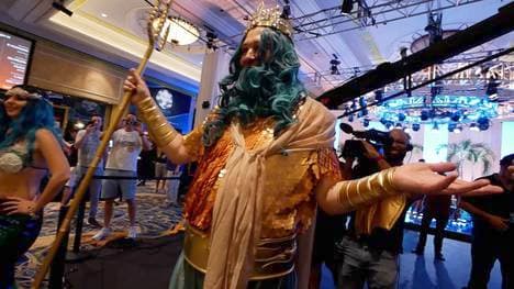 Phil Hellmuth als Poseidon