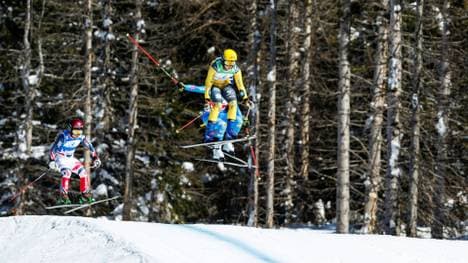 Daniela Maier (vorne) beim Weltcup in Kopaonik