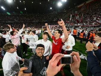 Zuschauerausschluss droht: UEFA bestraft Freiburg