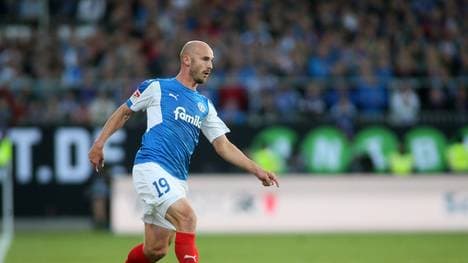 Holstein Kiel v VfL Wolfsburg - Bundesliga Playoff Leg 2