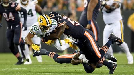 Chicago Bears v Green Bay Packers