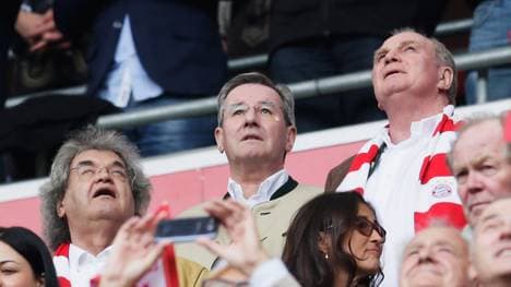 Helmut Markwort (l.) glaubt an ein Comeback von Uli Hoeneß (r.)