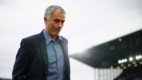 Jose Mourinho musste im Spiel bei West Ham United auf die Tribüne