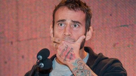 CM Punk hat WWE im Jahr 2014 im Streit verlasssen und versuchte sich danach bei der UFC