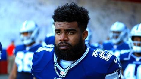 Dallas Cowboys v Los Angeles Rams