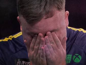 Luke Littler ist mit 18 Jahren nicht nur aktueller Weltmeister, sondern auch schon die Nummer eins der Welt. Doch im Jahr 2025 hat sich das Leben des Engländers noch weiter verändert. 