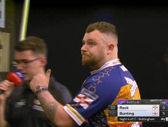 Josh Rock gewinnt auch im sechsten Anlauf bei der Premier League of Darts kein Spiel und scheitert erneut an seinen Doppelwürfen.
