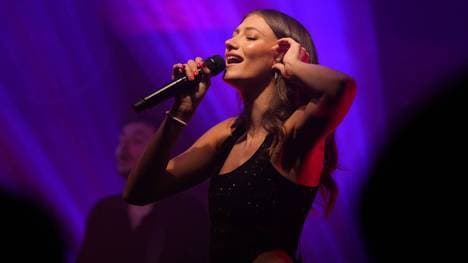 Leony singt mit OneRepublic und Meduza den EM-Song 2024