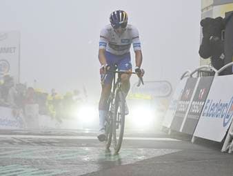 Auf der 18. Etappe zum Col de la Loze hat Florian Lipowitz im Kampf um den dritten Platz in der Gesamtwertung Zeit verloren.