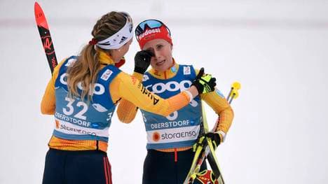 Pia Fink (l.) tröstet die tragische Heldin Katharina Hennig