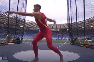 Irre: Barfuß-Athlet verblüfft EM 