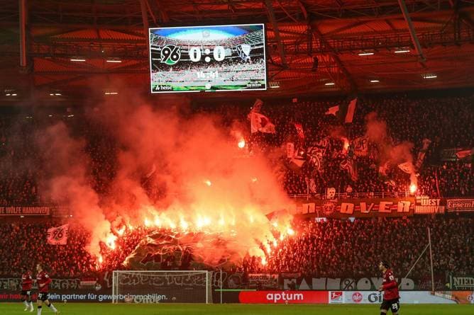 Trainer empört: “Was denken die Leute?”