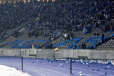 Über 50 Verletzte: Massive Gewalt vor Zweitliga-Spitzenspiel