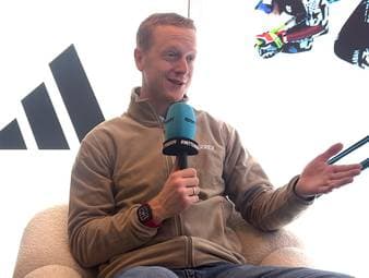 Im exklusiven SPORT1-Interview aus dem Adidas-Haus in Cortina äußert Biathlon-Legende Bö Kritik am deutschen Biathlon-Team.