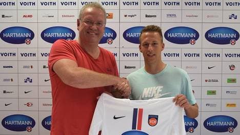 Felix Schröter (r.) verstärkt den 1. FC Heidenheim