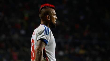 Arturo Vidal bleibt dem Profi-Fußball erhalten