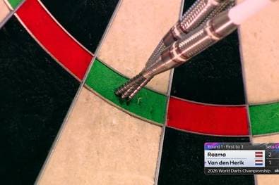 Sechs perfekte! Darts-Profi lässt Ally Pally raunen