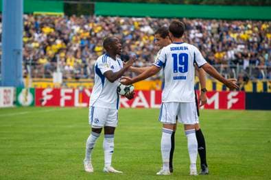 Leipzig reagiert nach Rassismus-Eklat um Schalke-Star