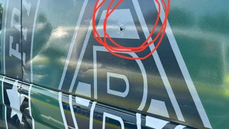 Dieses Foto mit dem vermeintlichen Einschuss postete die Gladbacher Fanhilfe