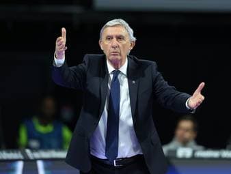 Bei Pesic-Abschied: Bayern geht in Barcelona unter