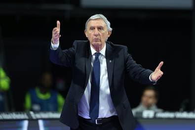 Bei Pesic-Abschied: Bayern geht in Barcelona unter