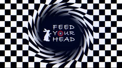 Bei WWE Monday Night RAW lotste die Liga ihre Fans zu einem unheimlichen Clip um den "White Rabbit"